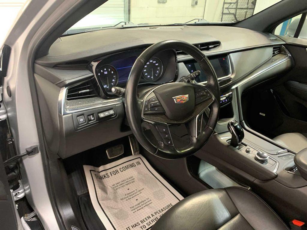used 2020 Cadillac XT5 car, priced at $25,489