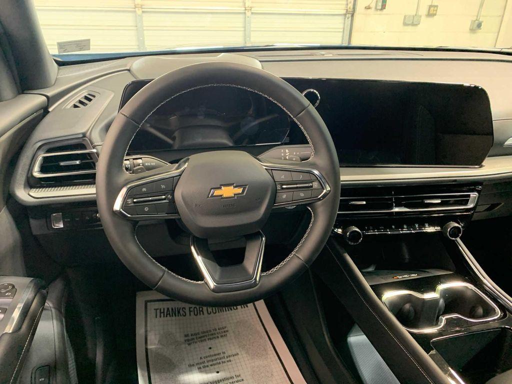 new 2026 Chevrolet Traverse car, priced at $45,445