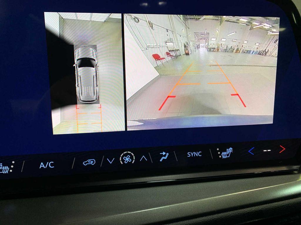 new 2026 Chevrolet Traverse car, priced at $45,445