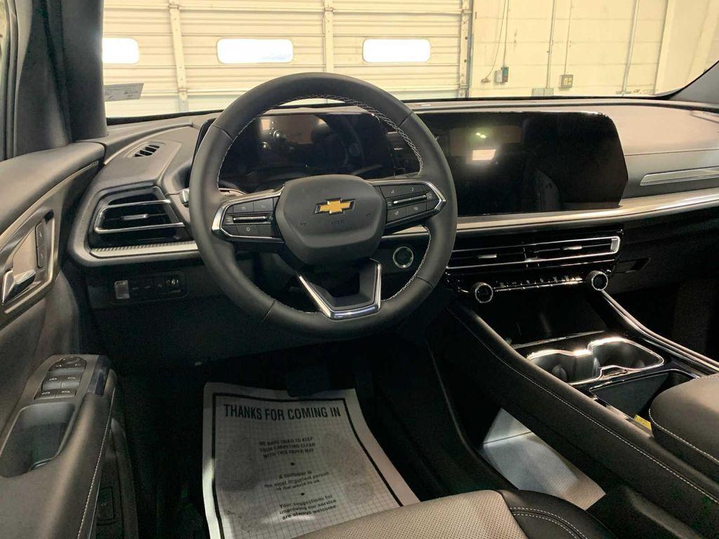 new 2026 Chevrolet Traverse car, priced at $46,445