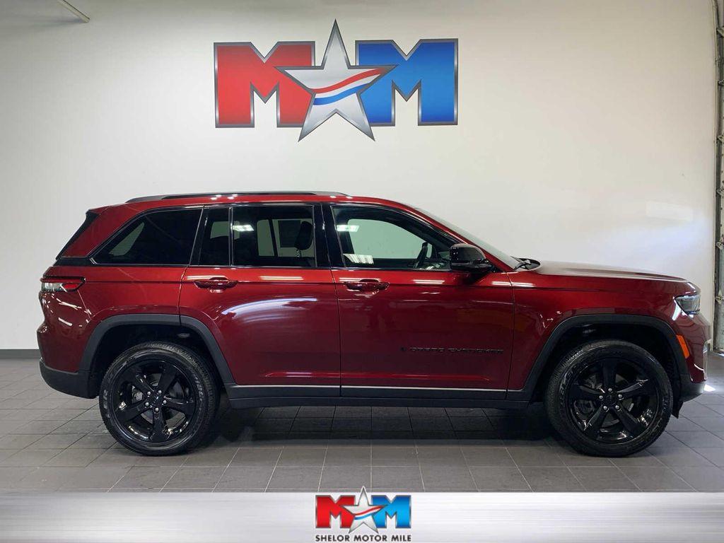 used 2024 Jeep Grand Cherokee car, priced at $34,948