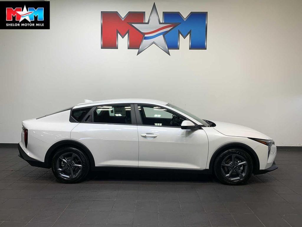 new 2025 Kia K4 car, priced at $24,369