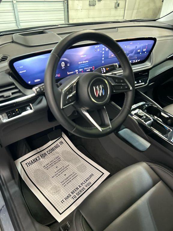 used 2025 Buick Envision car, priced at $33,989