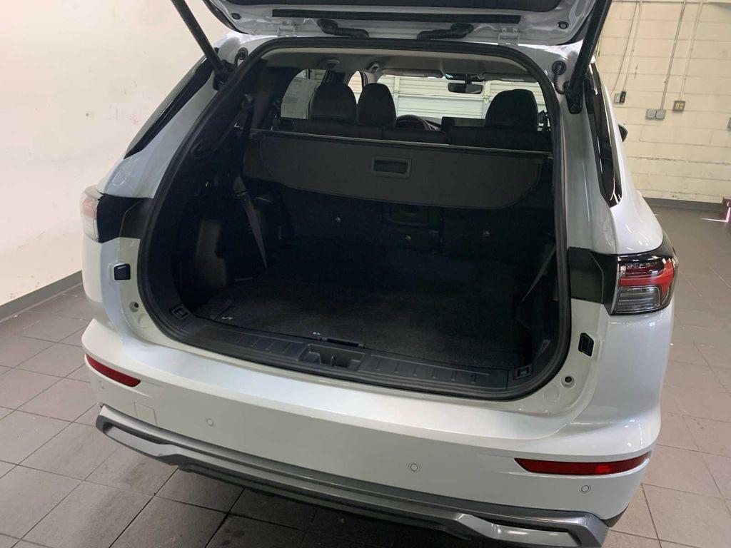 new 2026 Mitsubishi Outlander car, priced at $39,375