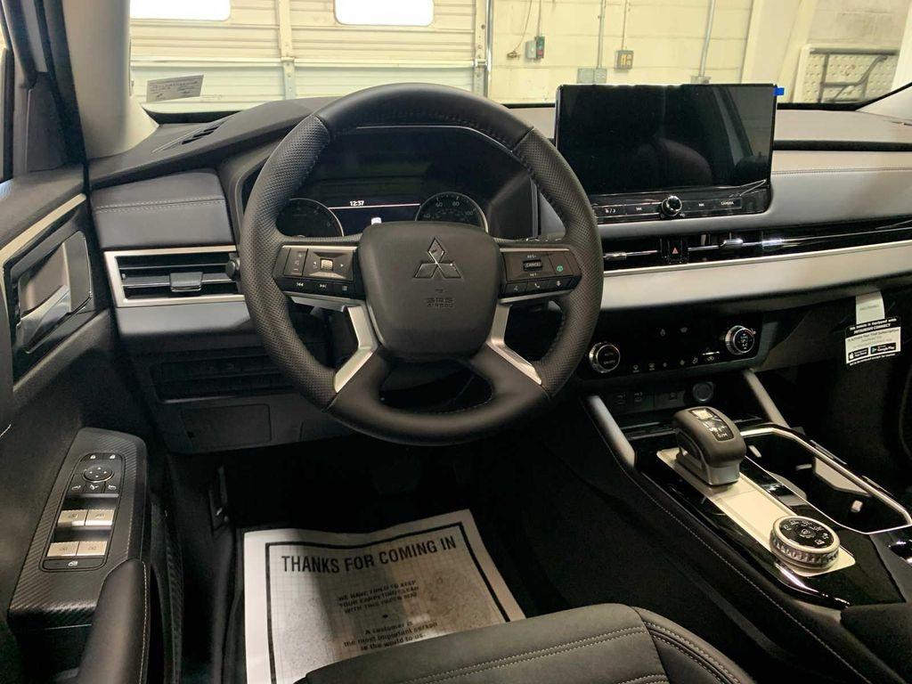 new 2026 Mitsubishi Outlander car, priced at $39,375
