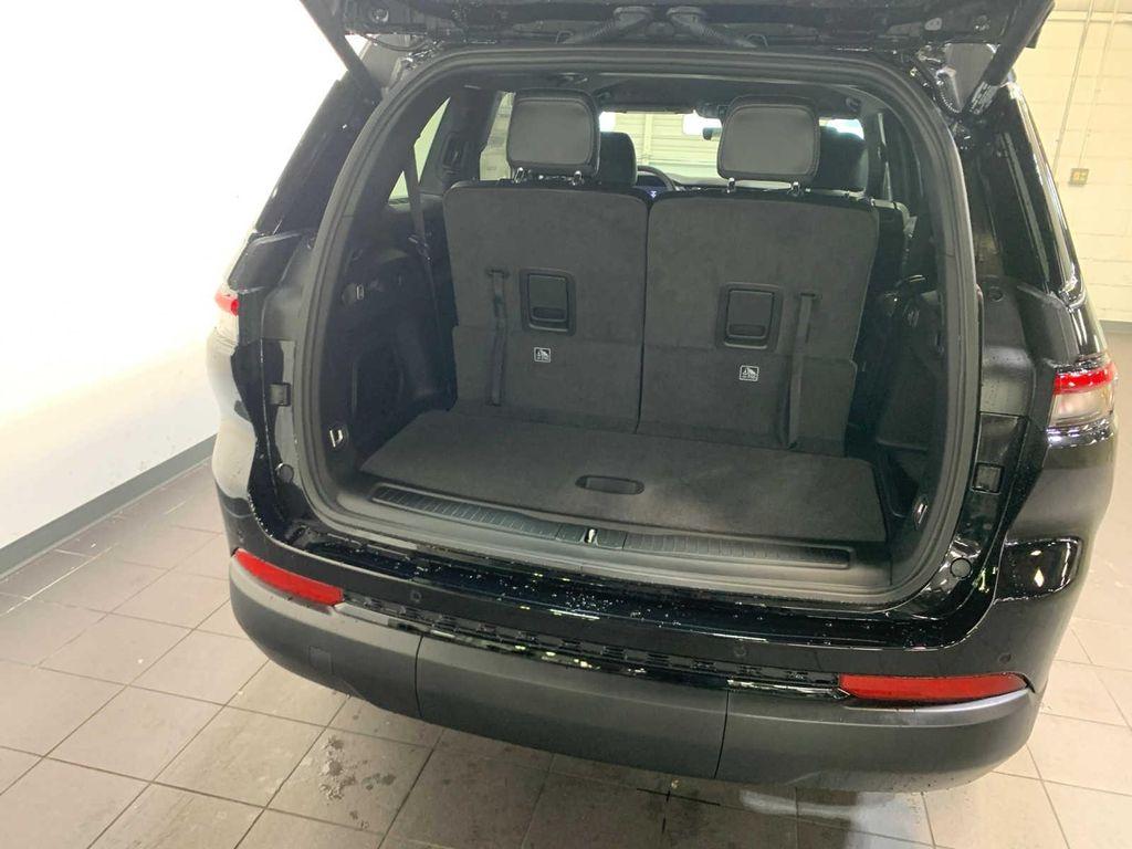 new 2025 Jeep Grand Cherokee L car, priced at $51,495