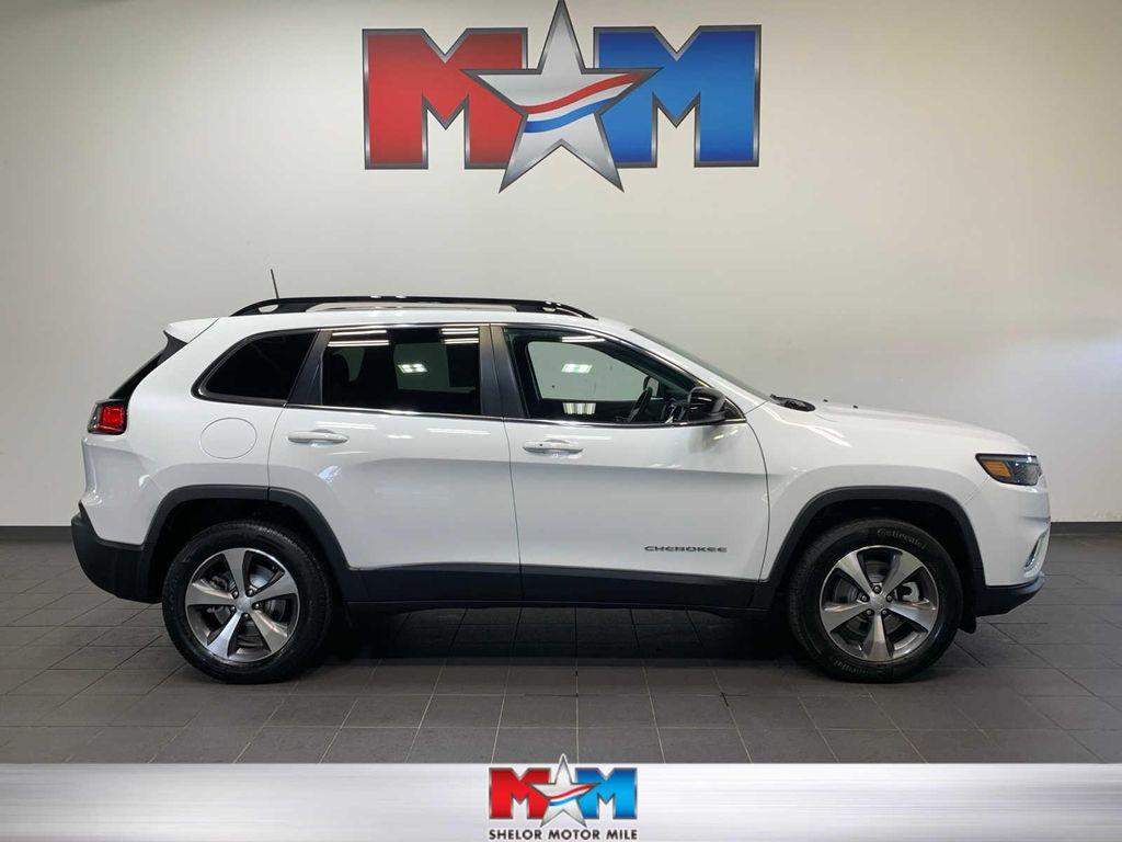 used 2022 Jeep Cherokee car, priced at $26,448