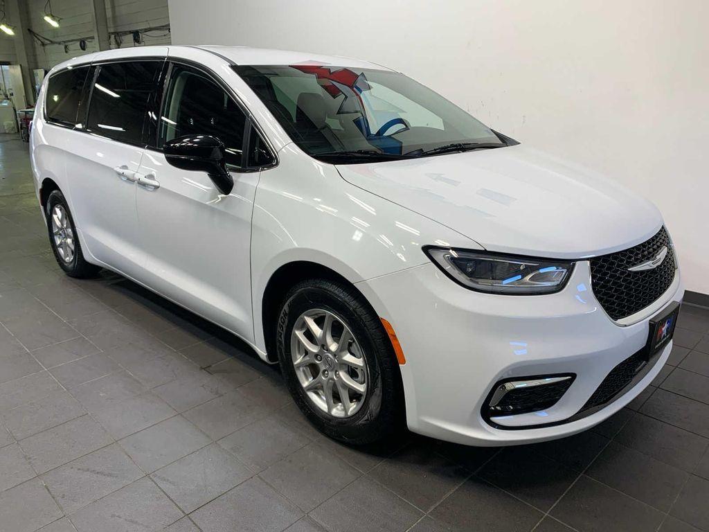 used 2024 Chrysler Pacifica car, priced at $34,795
