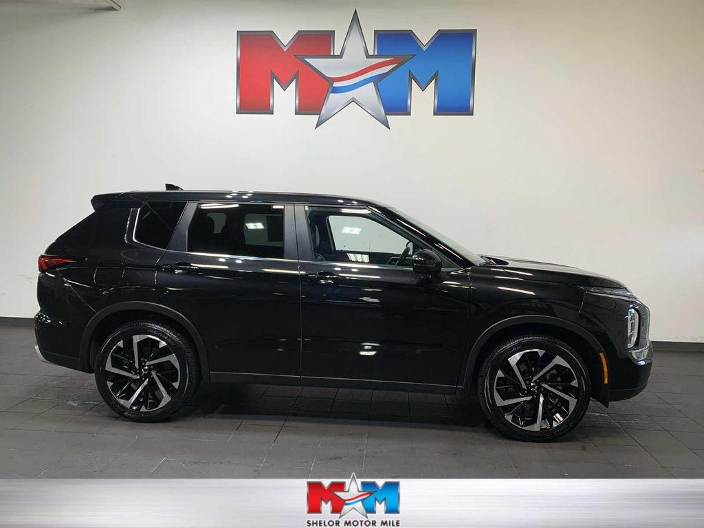 used 2024 Mitsubishi Outlander car, priced at $28,789
