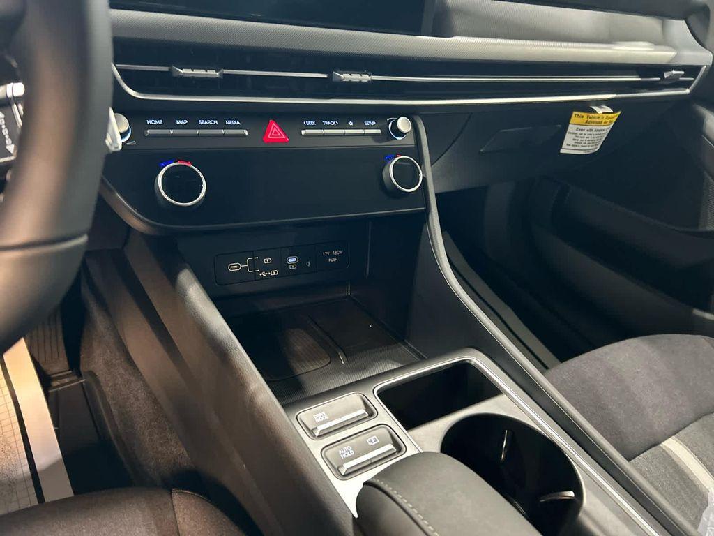 new 2026 Hyundai Sonata Hybrid car, priced at $33,287