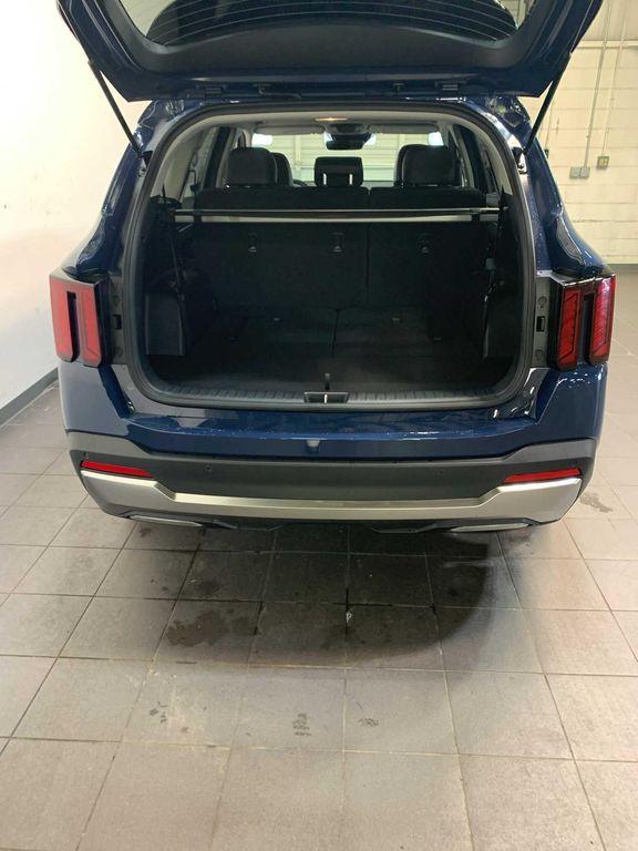 new 2026 Kia Sorento car, priced at $39,186