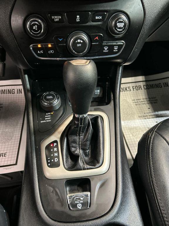 used 2017 Jeep Cherokee car, priced at $13,646