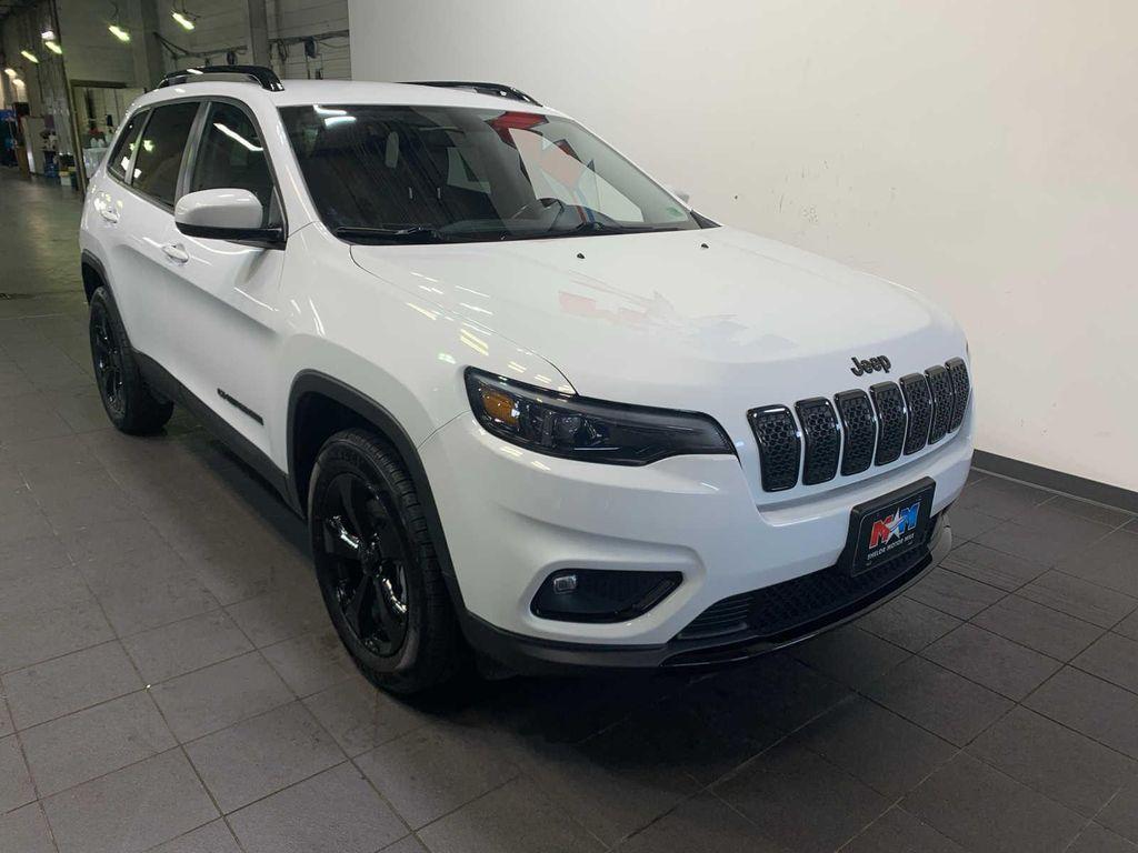 used 2020 Jeep Cherokee car, priced at $19,489
