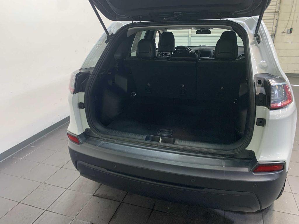 used 2020 Jeep Cherokee car, priced at $19,489