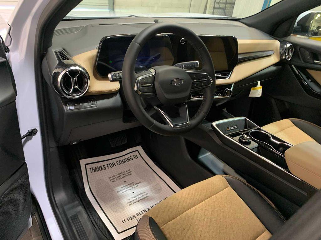 new 2026 Chevrolet Equinox car, priced at $36,150