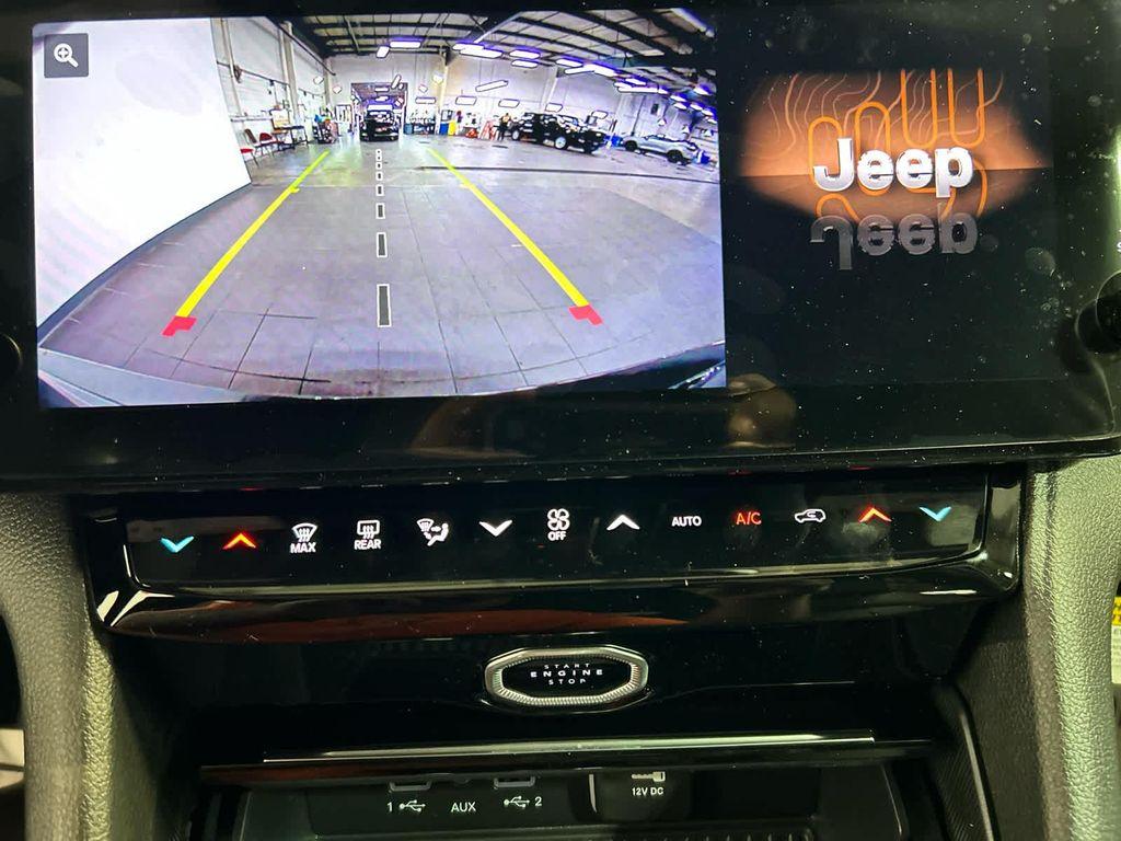 new 2027 Jeep Grand Cherokee car, priced at $52,866