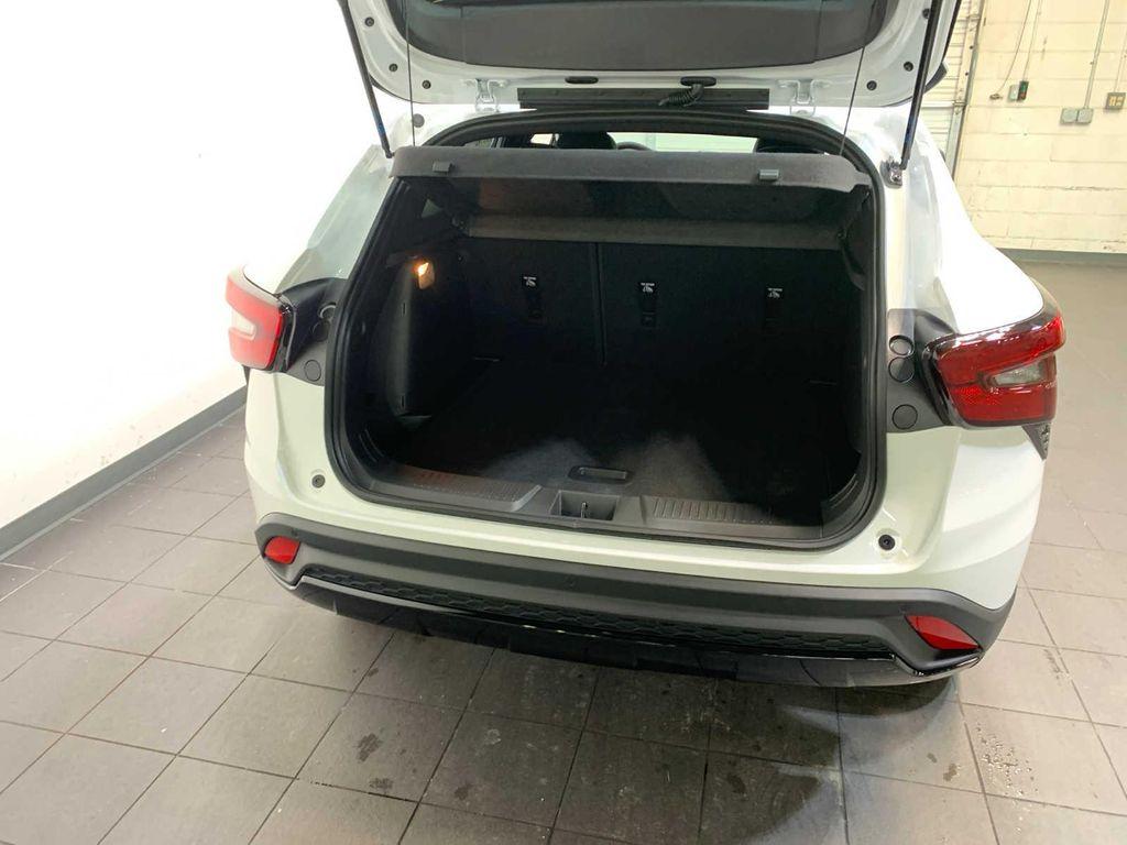 new 2026 Chevrolet Trax car, priced at $28,385