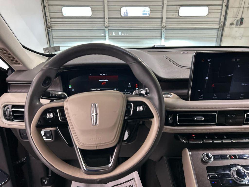 used 2022 Lincoln Aviator car, priced at $39,686