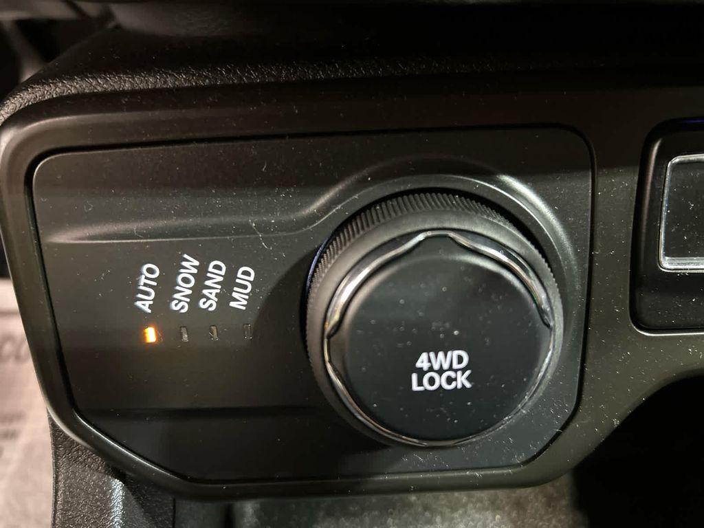 used 2020 Jeep Renegade car, priced at $22,789