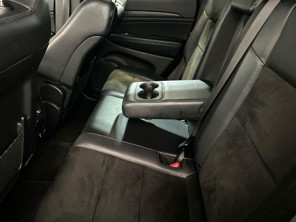 used 2020 Jeep Grand Cherokee car, priced at $22,186