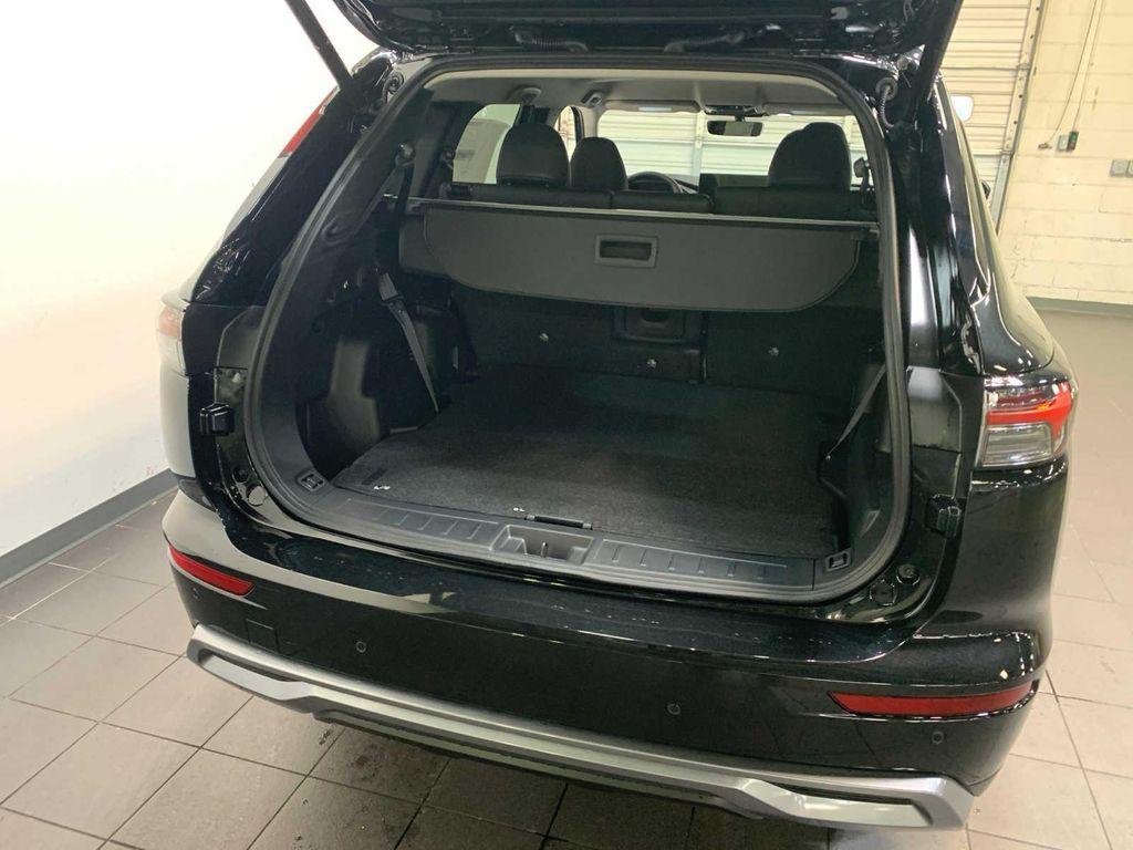 new 2026 Mitsubishi Outlander car, priced at $39,240