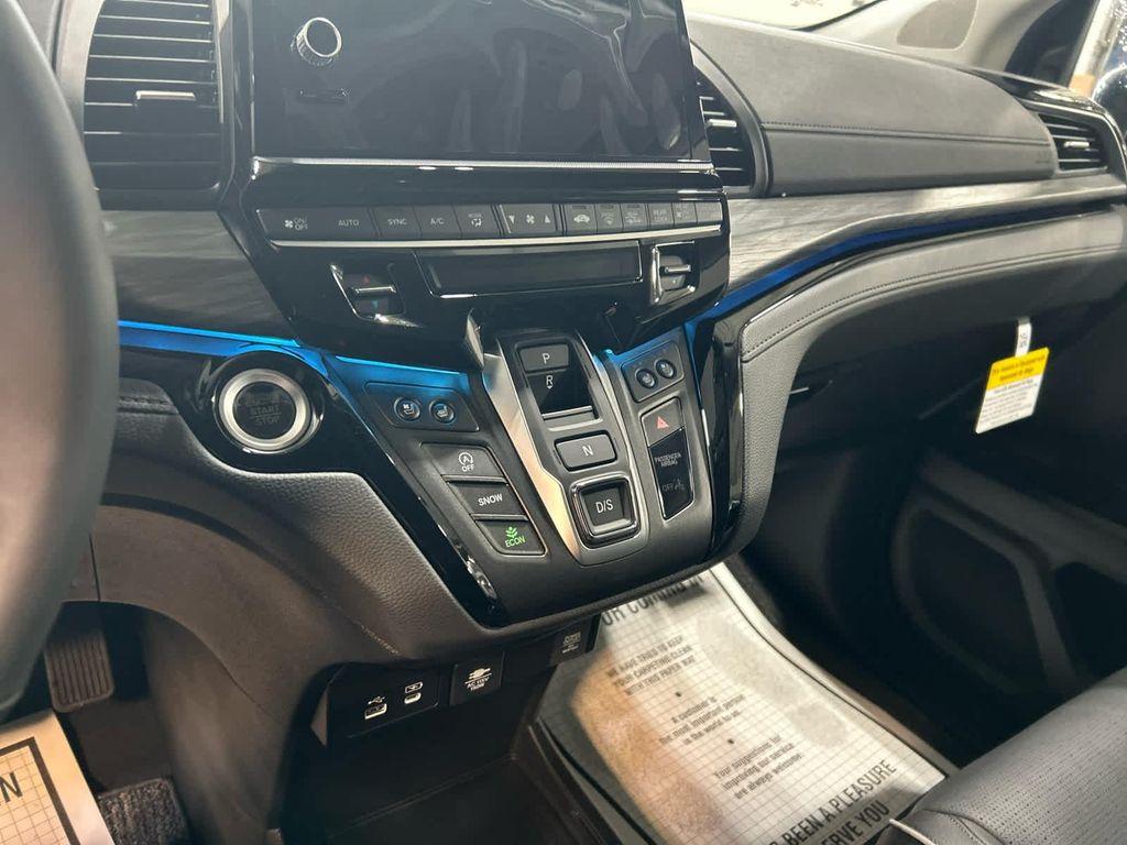 new 2026 Honda Odyssey car, priced at $53,190