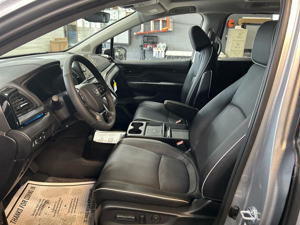new 2026 Honda Odyssey car, priced at $53,190