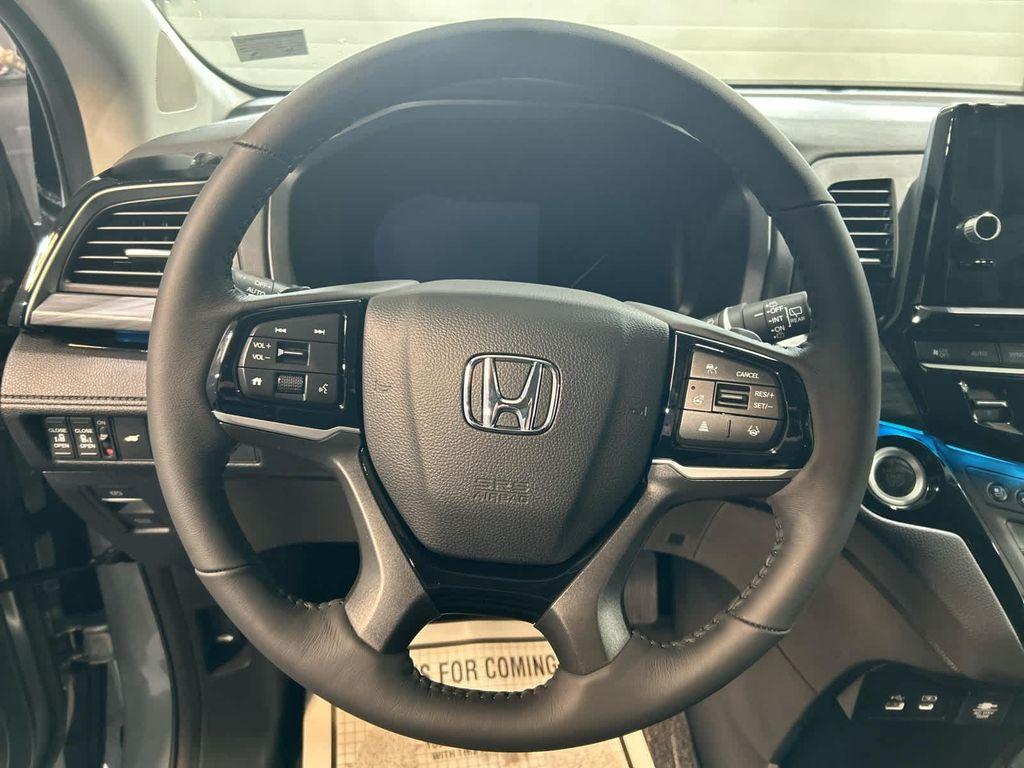 new 2026 Honda Odyssey car, priced at $53,190