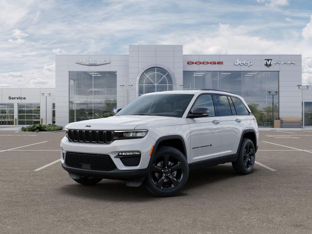 new 2025 Jeep Grand Cherokee car, priced at $50,635