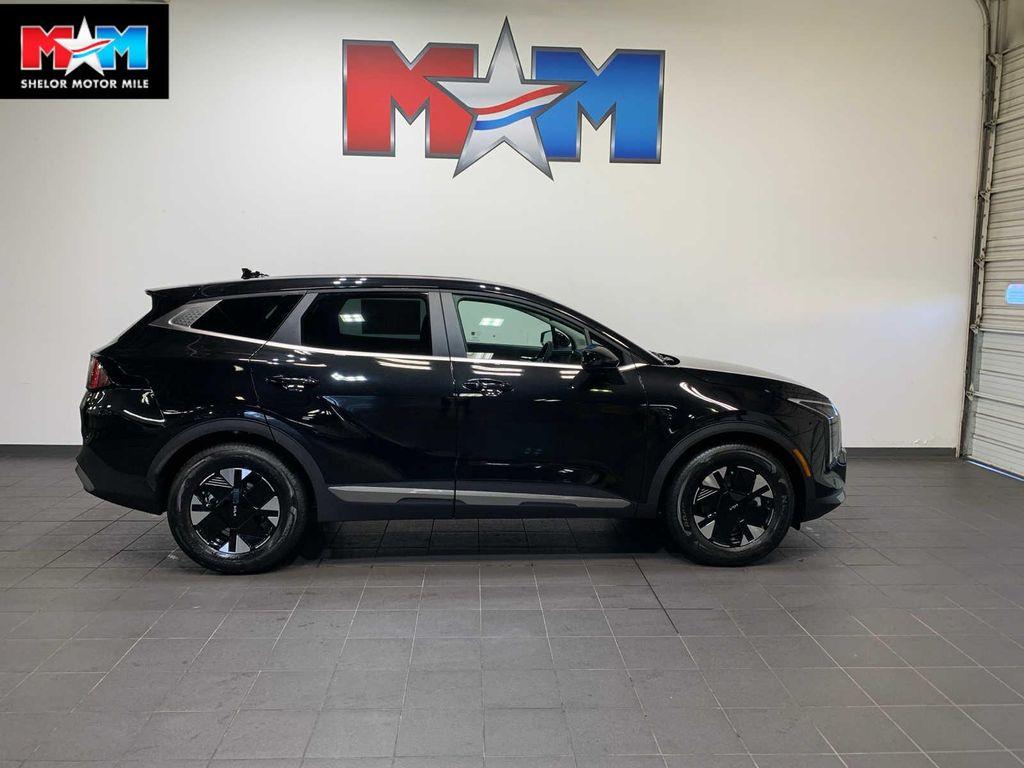 new 2026 Kia Sportage Hybrid car, priced at $30,995