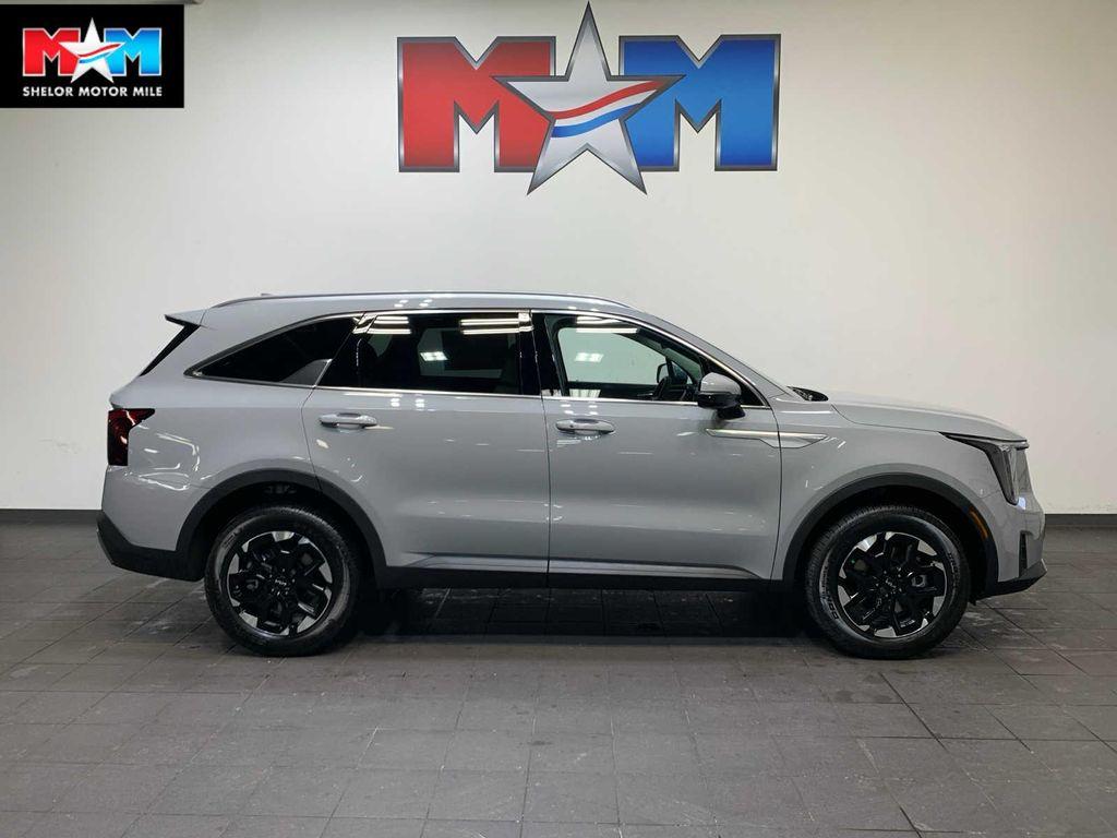 new 2026 Kia Sorento car, priced at $39,341