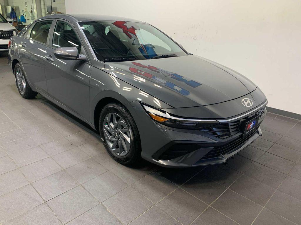 new 2026 Hyundai ELANTRA HEV car, priced at $26,294