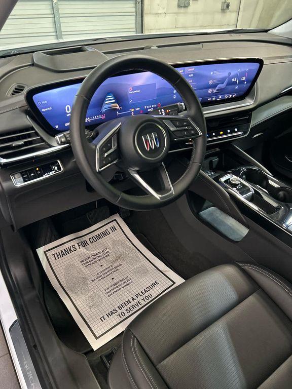 used 2025 Buick Envision car, priced at $33,989