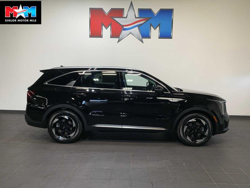 new 2025 Kia Sorento Hybrid car, priced at $42,389