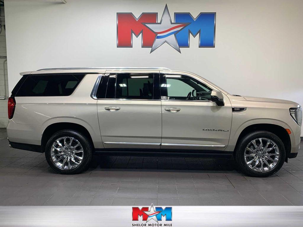 used 2021 GMC Yukon XL car, priced at $52,789