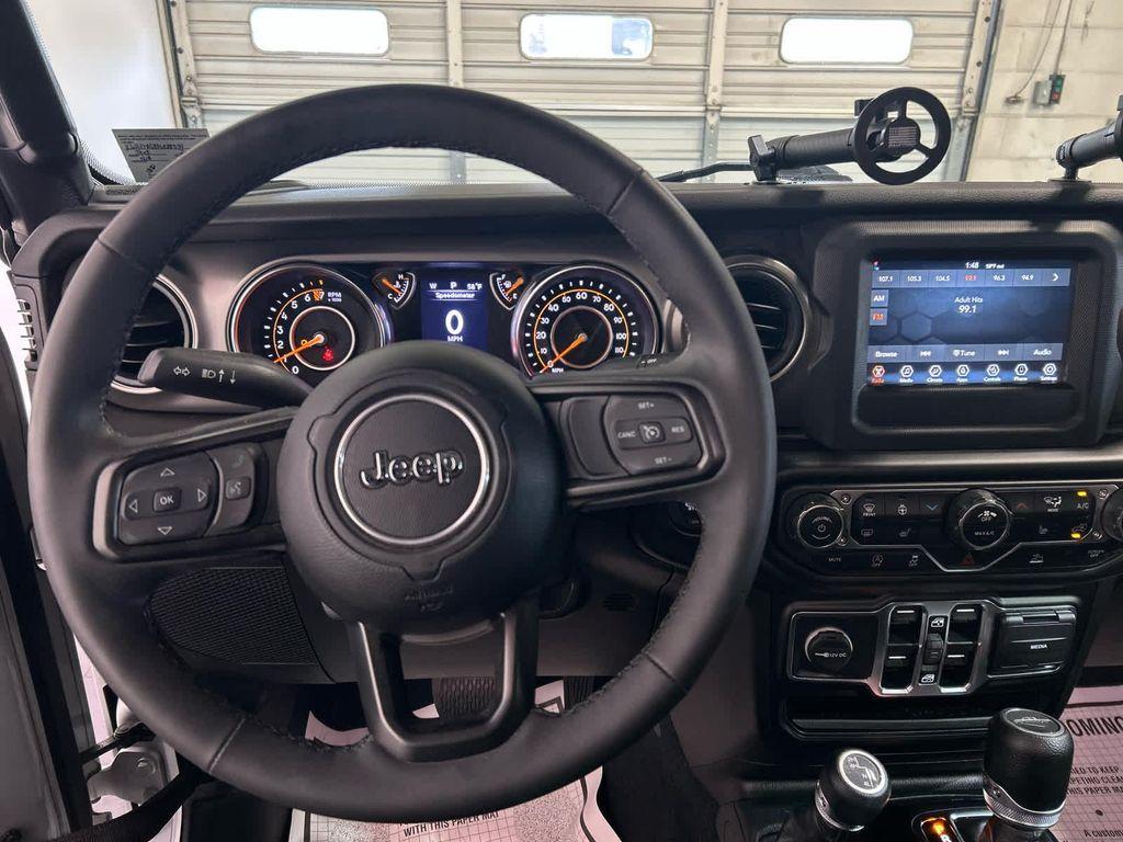 used 2023 Jeep Gladiator car, priced at $32,486