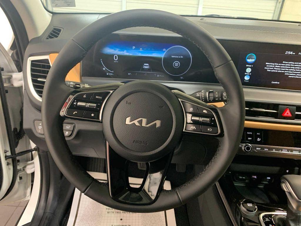 new 2026 Kia Seltos car, priced at $30,731