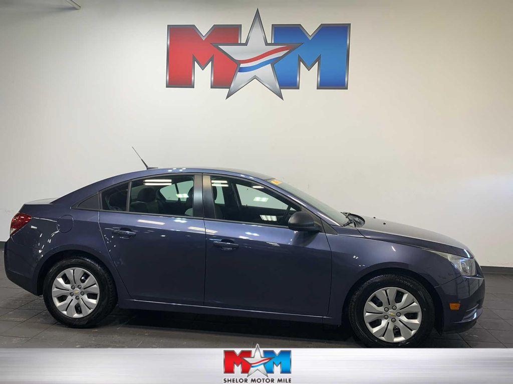 used 2014 Chevrolet Cruze car, priced at $11,989