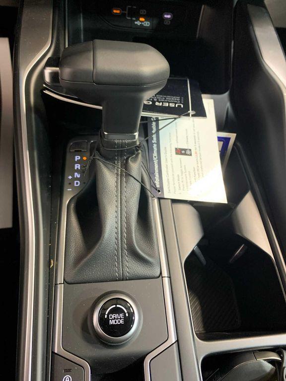 new 2026 Kia Sorento car, priced at $34,052