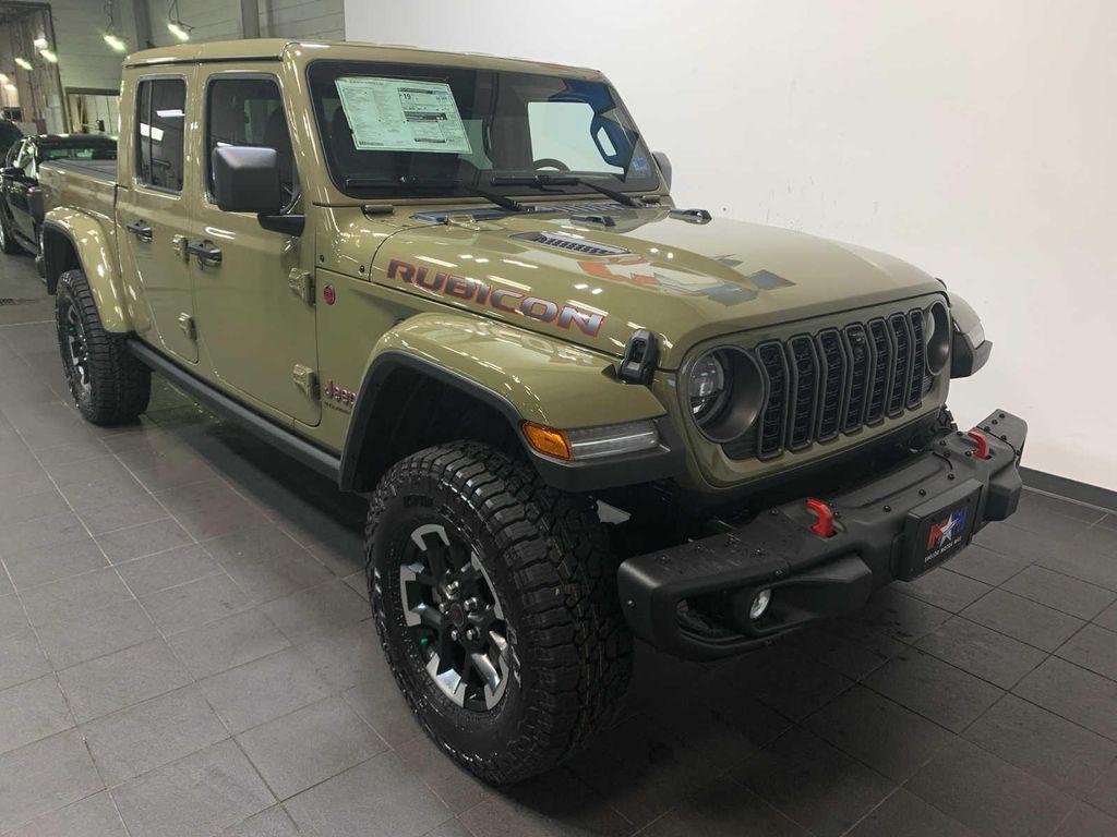 new 2026 Jeep Gladiator car, priced at $70,692