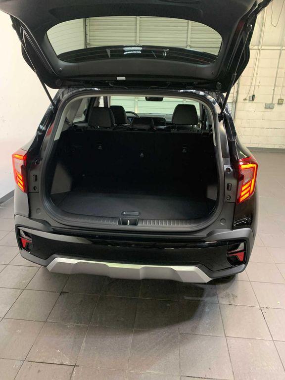 new 2026 Kia Seltos car, priced at $28,483