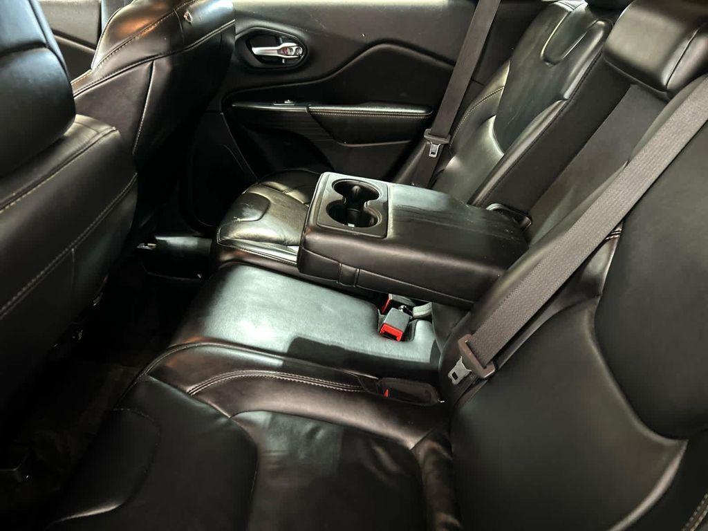 used 2016 Jeep Cherokee car, priced at $11,692