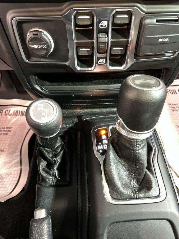 used 2022 Jeep Wrangler Unlimited car, priced at $27,684
