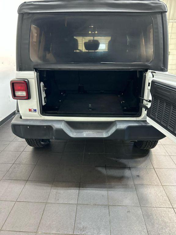 used 2022 Jeep Wrangler Unlimited car, priced at $27,684