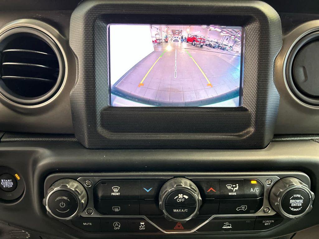 used 2022 Jeep Wrangler Unlimited car, priced at $27,684