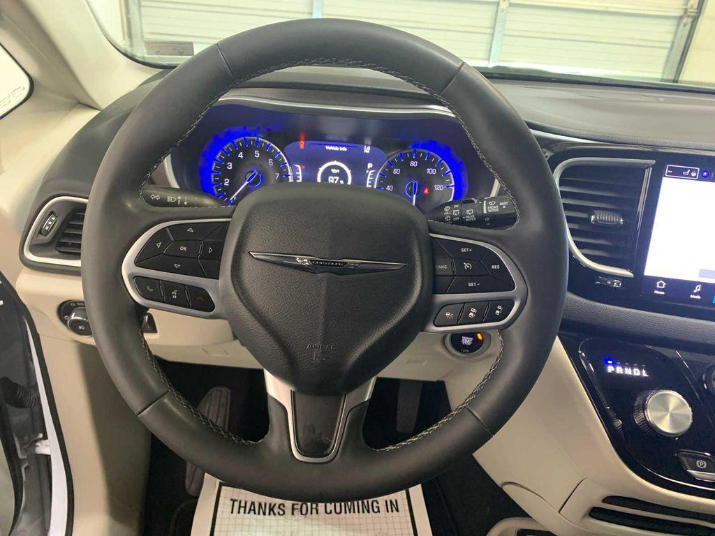 used 2024 Chrysler Pacifica car, priced at $31,775