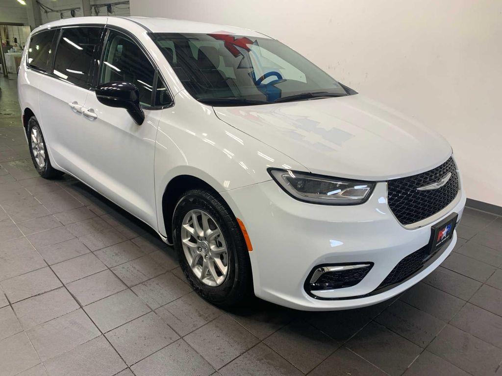 used 2024 Chrysler Pacifica car, priced at $31,775