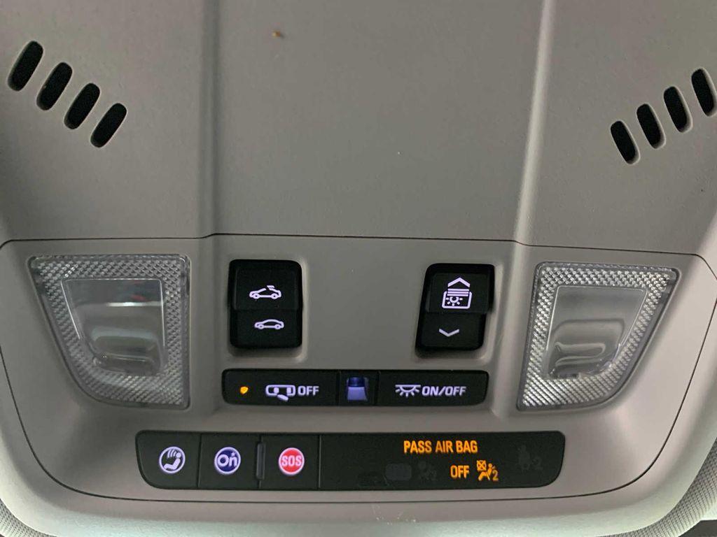 used 2024 Chevrolet Equinox car, priced at $25,989