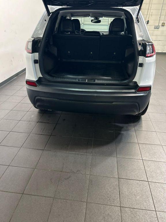 used 2019 Jeep Cherokee car, priced at $17,186