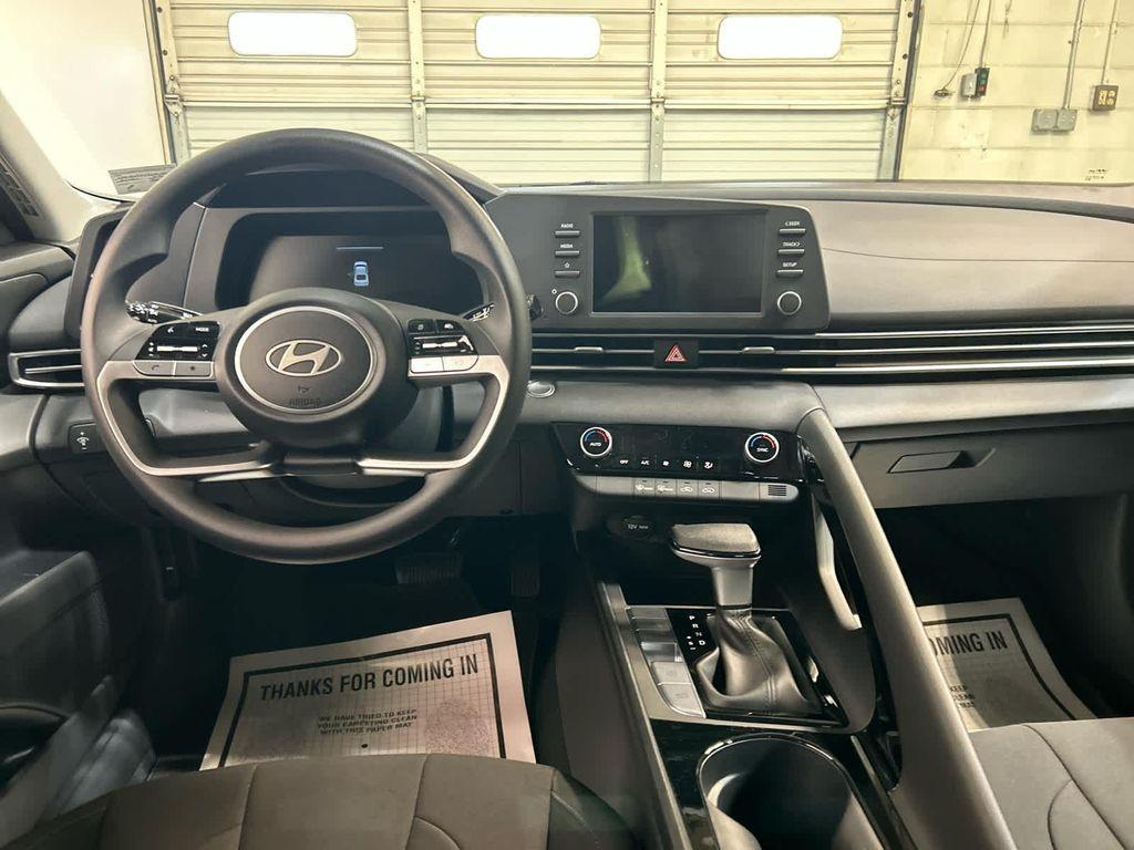 new 2026 Hyundai ELANTRA HEV car, priced at $26,194